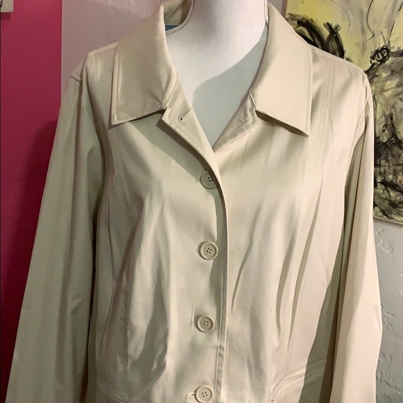 Venezia Jacket - Picture 2 of 5